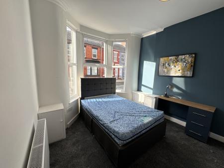 5 bed student house to rent on Halsbury Road, Liverpool, L6