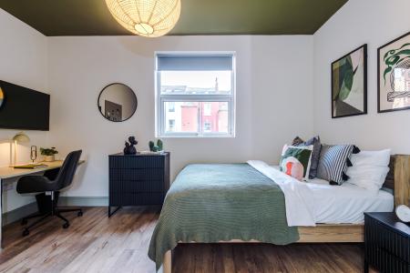 Studio Student flat to rent on Consort Terrace, Leeds, LS3