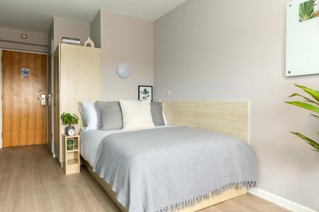 Silver En Suite 3 bed student flat to rent on Grange Lane, Leicester, LE2