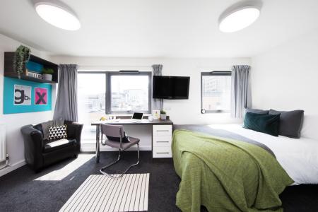Gold Accessible Studio Student flat to rent on Moira Street, Liverpool, L6