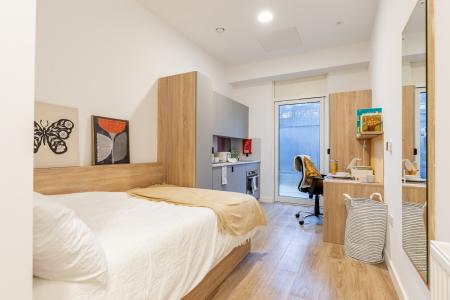 Premium Plus Studio Student flat to rent on Station Road, Nottingham, NG9