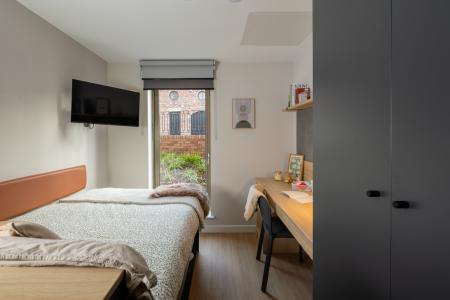 Classic Ensuite, Standard Floors Student flat to rent on Upper Duke Street, Liverpool, L1