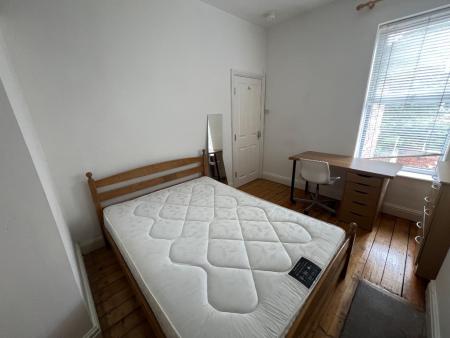 5 bed student house to rent on Rippingham Road, Manchester, M20