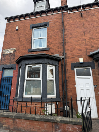 6 bed student house to rent on Ridgeway Terrace, Leeds, LS6