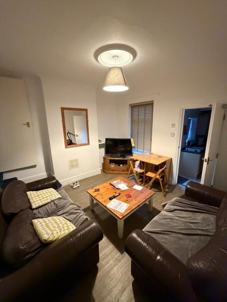5 bed student house to rent on Leopold Street, Loughborough, LE11