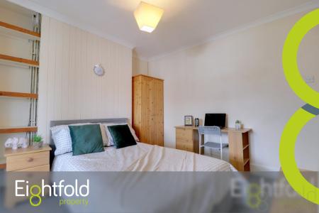 4 bed student house to rent on Medmerry Hill, Brighton, BN2