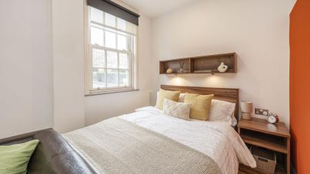 Large Studio Student flat to rent on Dighton Street, Bristol, BS2