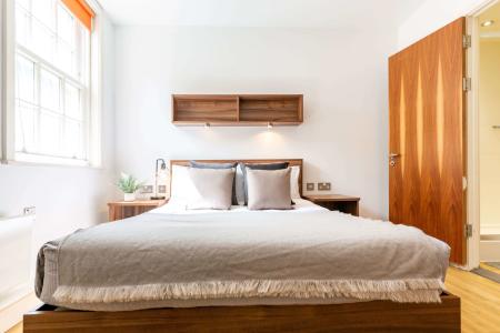 Deluxe Studio Student flat to rent on Dighton Street, Bristol, BS2