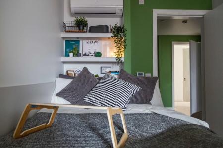 Two Bed Apartment 2 bed student flat to rent on York Street, Belfast, BT15