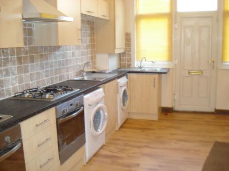 9 bed student house to rent on Moorland Avenue, Leeds, LS6