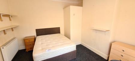 4 bed student house to rent on Falmouth Street, Hull, HU5