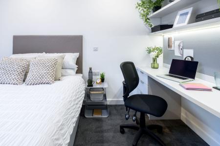 true Apartment - 5 Bedrooms 5 bed student flat to rent on Morfa Road, Swansea, SA1