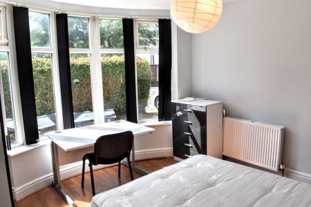 7 bed student house to rent on Heyscroft Road (7B), Manchester, M20