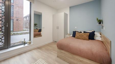Premium Studio with Wet Room Student flat to rent on Oxford Place, Manchester, M14