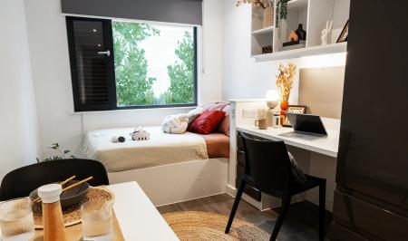Luxe Studio Student flat to rent on Rhodaus Town, Canterbury, CT1