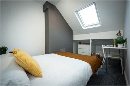 4 bed student house to rent on Knowle Road, Leeds, LS4