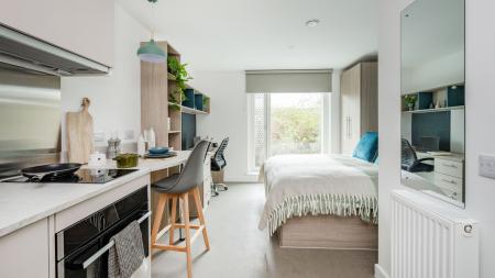 Platinum Studio Student flat to rent on Silverthorne Lane, Bristol, BS2