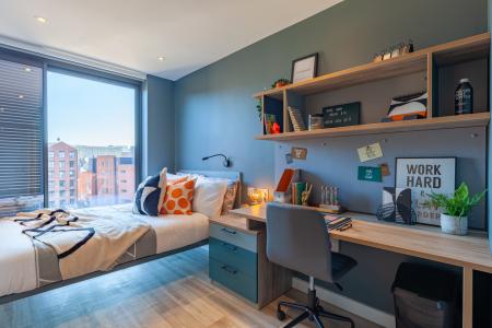 Classic En Suite 1 bed student flat to rent on Benson Yard, 18 Benson Street, Liverpool, L1