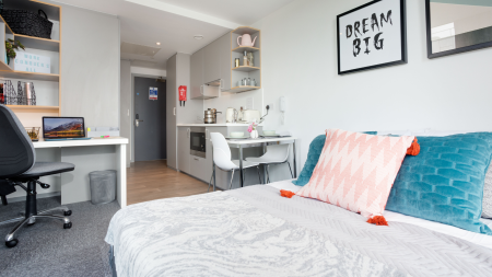 Standard Studio Student flat to rent on Queen Street, Exeter, EX4