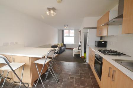 3 bed student house to rent on Seddon Street, Manchester, M12