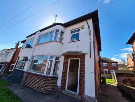 3 bed student house to rent on Derwentwater Terrace, Leeds, LS6