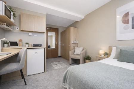 Single Studio Student flat to rent on Market Way, Coventry, CV1