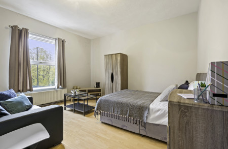 1 Bedroom Apartment