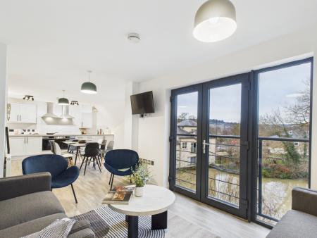 Double Bedroom with En-suite 8 bed student flat to rent on Widcombe Hill, Bath, BA2