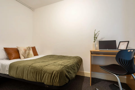 Bronze Non Ensuite 3 bed student flat to rent on The Grafton, Manchester, M13
