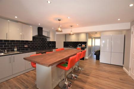 7 bed student house to rent on Green Dell, Canterbury, CT2