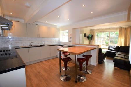 7 bed student house to rent on Bed Student House -, Canterbury, CT1