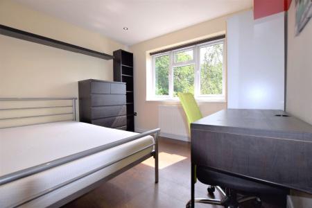 5 bed student house to rent on Bed Student Home -, Canterbury, CT2