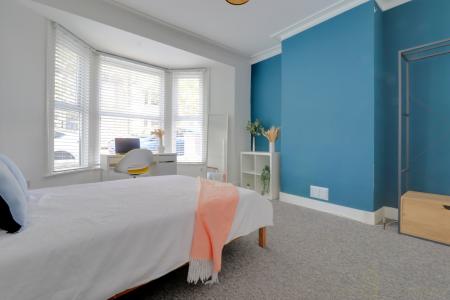 6 bed student house to rent on Clyde Road, Brighton, BN1