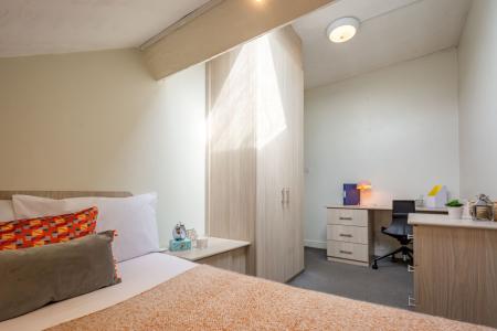 3 Bedroom Apartment