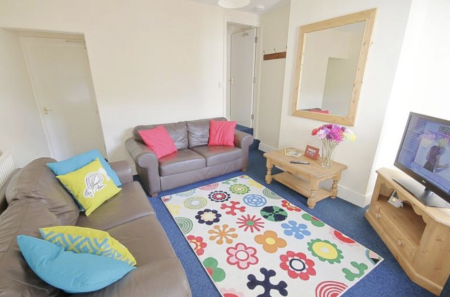 3 bed student house to rent on Station Street, Loughborough, LE11