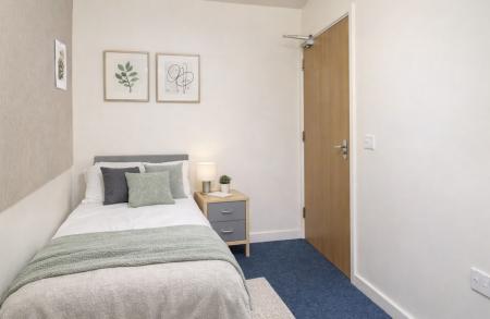 Non Ensuite Rooms 4 bed student flat to rent on Parham Road, Canterbury, CT1