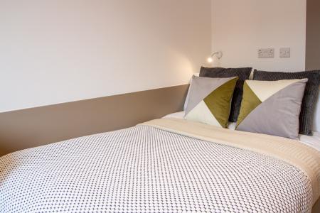 10 Bed En-suite Student flat to rent on 13 - 19 Dean Street, Bristol, BS2