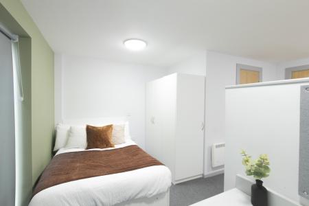 Standard Studio 1 bed student flat to rent on Portland Rd, Newcastle, NE2