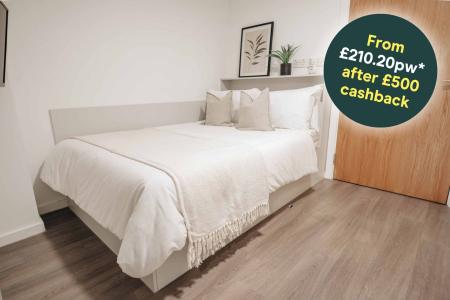 Bronze Studio Student flat to rent on Market Street, Newcastle, NE1