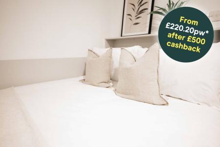 Silver Studio Student flat to rent on Market Street, Newcastle, NE1