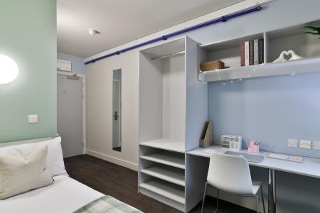Silver En-suite 4 bed student flat to rent on Howard Street, Newcastle, NE1