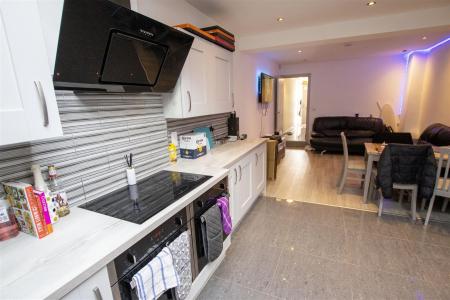 7 bed student house to rent on Heeley Road, Birmingham, B29