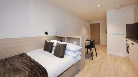 Classic Plus Studio Student flat to rent on Canongate, Edinburgh, EH8