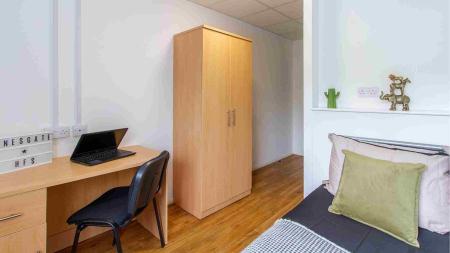 Bronze Plus Ensuite 1 bed student flat to rent on Danesgate House, Lincoln, LN2