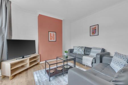 4 Bedroom Apartment