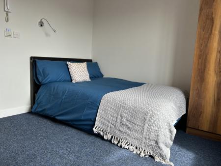Classic En-Suite Tallis Court 1 bed student flat to rent on Parham Road, Canterbury, CT1