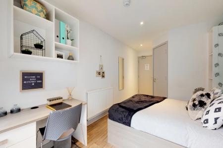 Deluxe Ensuite Studio 3 bed student flat to rent on Stepney Road, Newcastle, NE2