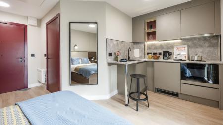 Accessible Studio Student flat to rent on Swan Street, Glasgow, G4