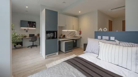 Gold Plus Studio Student flat to rent on Bath Street, London, EC1V