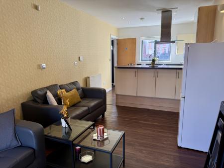 4 Bedroom Apartment